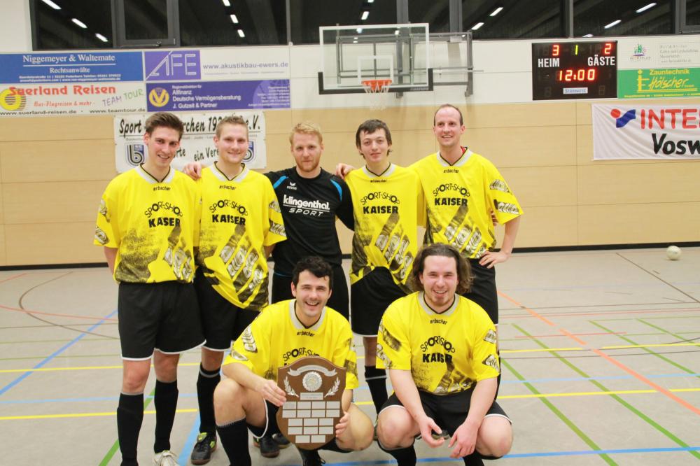 Mannschaft Eulenberg gewinnt das 18. Interne Hallenturnier Mannschaft Eulenberg gewinnt das 18. Interne Hallenturnier